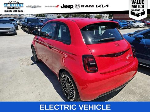 Used 2024 FIAT 500 e (RED) FWD image 4