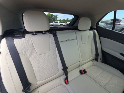 Used 2023 Buick Encore GX Essence w/ Experience Buick Package image 14