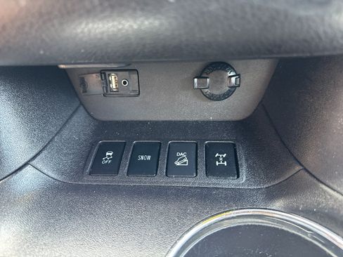 Used 2016 Toyota Highlander XLE AWD/4WD image 27