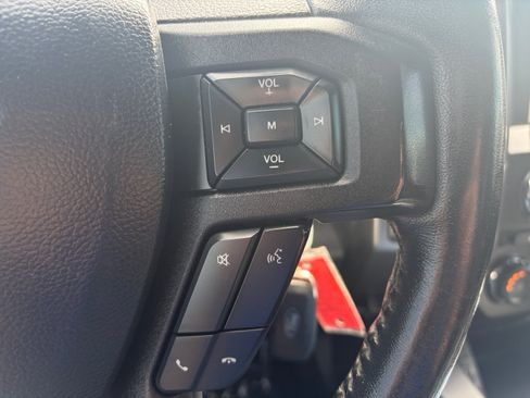 Used 2018 Ford F150 XLT w/ Equipment Group 302A Luxury AWD/4WD image 19