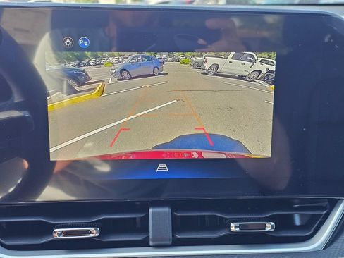 New 2026 Chevrolet Equinox LT w/ Convenience Package II AWD/4WD image 30