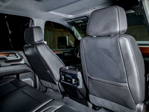 Used 2024 GMC Sierra 2500 Denali w/ Denali Reserve Package image 28