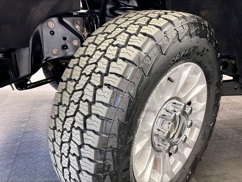 Used 2022 Ford F250 XLT image 33