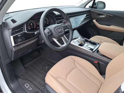 Used 2025 Audi Q7 3.0T Premium Plus AWD/4WD image 9