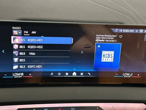 New 2025 BMW X3 xDrive30i w/ Premium Package image 18