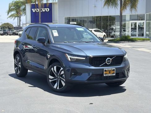 New 2026 Volvo XC40 B5 Ultra w/ Climate Package AWD/4WD image 1