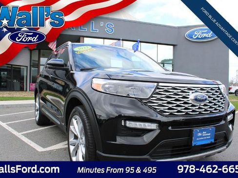 Certified 2022 Ford Explorer Platinum w/ Equipment Group 601A AWD/4WD image 3