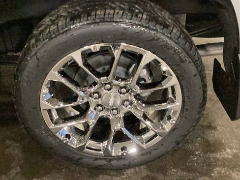 New 2025 Chevrolet Silverado 1500 High Country w/ High Country Premium Package image 20