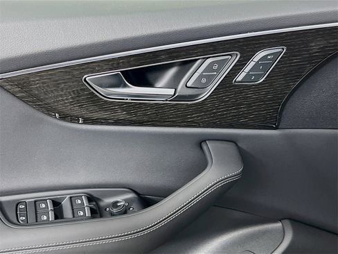 New 2026 Audi Q8 Premium Plus image 19