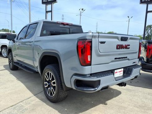Used 2025 GMC Sierra 1500 AT4 w/ AT4 Premium Package AWD/4WD image 5