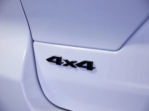 Used 2024 Jeep Grand Cherokee Altitude image 14