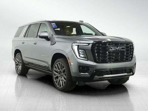Used 2025 GMC Yukon Denali Ultimate w/ LPO, Floor Liner Package image 8