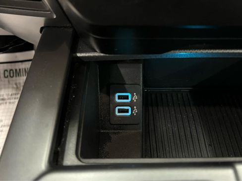 Used 2017 Ford F150 XLT w/ Equipment Group 302A Luxury image 25