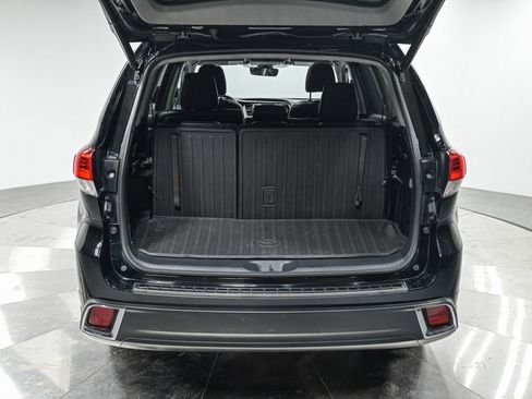 Used 2018 Toyota Highlander Limited image 6
