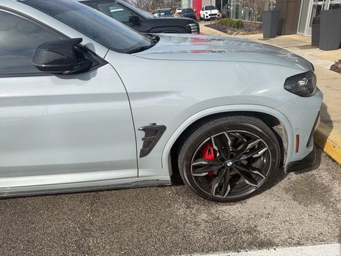 Used 2025 BMW X4 M40i w/ Premium Package image 3