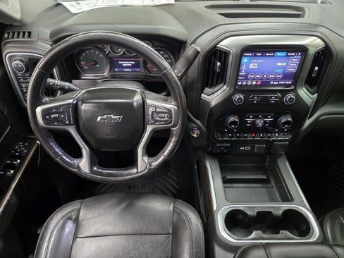 Used 2020 Chevrolet Silverado 1500 LT Trail Boss AWD/4WD image 9