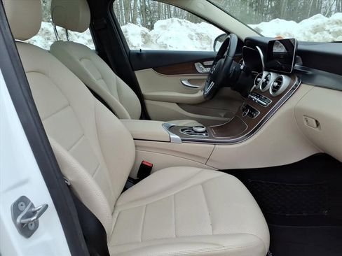 Used 2021 Mercedes-Benz C 300 4MATIC Sedan image 6