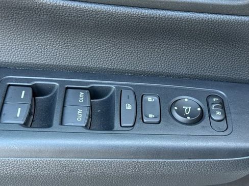 Certified 2024 Honda CR-V EX image 11