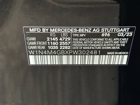 Used 2023 Mercedes-Benz GLB 250 image 27