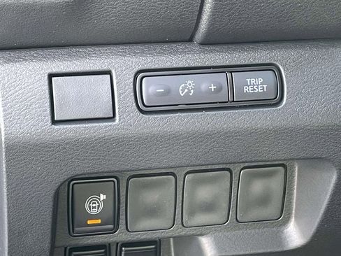 New 2026 Nissan Frontier S image 18