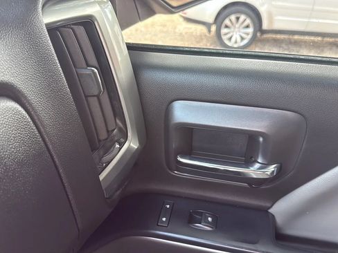 Used 2018 Chevrolet Silverado 1500 LT w/ All Star Edition AWD/4WD image 39
