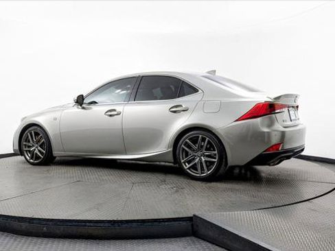 Used 2019 Lexus IS 300 F Sport image 6