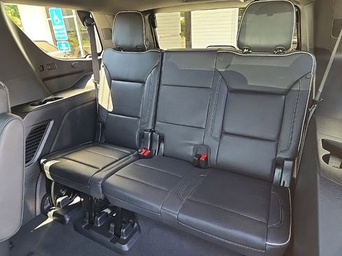 Used 2023 Chevrolet Tahoe Premier AWD/4WD image 55
