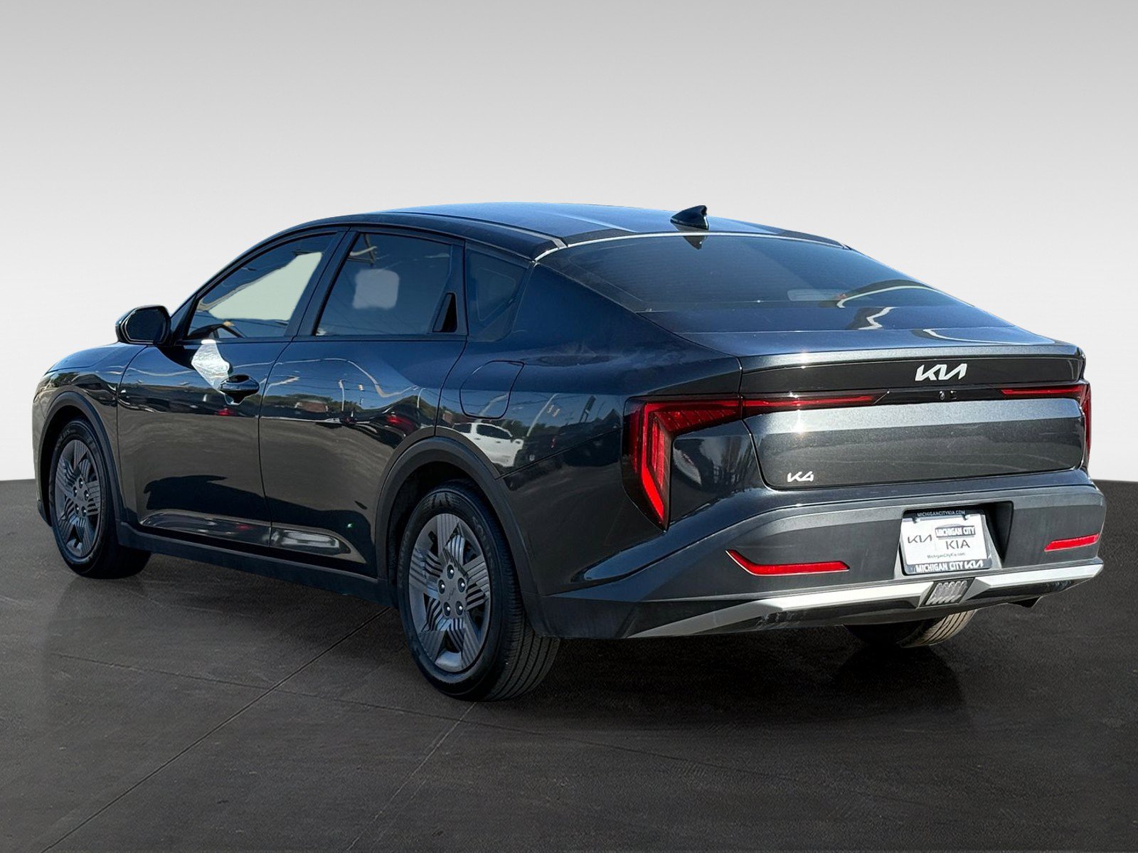 Used 2025 Kia K4 FWD image 7