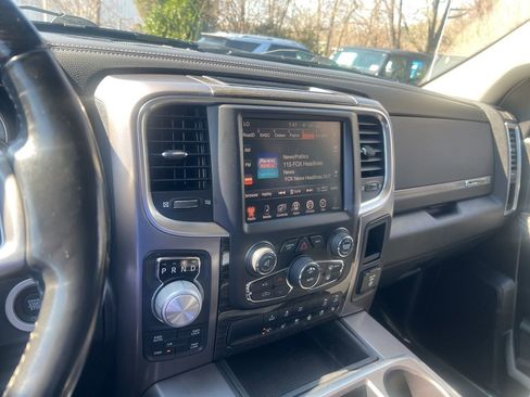 Used 2015 RAM 1500 Limited image 29