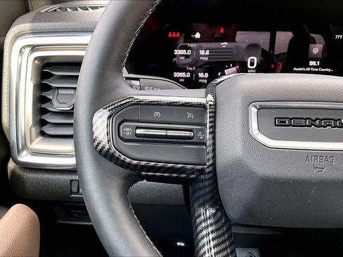 Used 2025 GMC Canyon Denali w/ LPO, Denali Black Edition AWD/4WD image 25