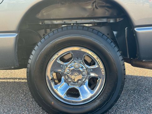Used 2005 Dodge Ram 1500 Truck SLT w/ Trailer Tow Group image 11