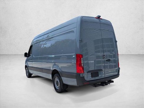 Used 2023 Mercedes-Benz Sprinter 2500 w/ Acoustic Package image 8