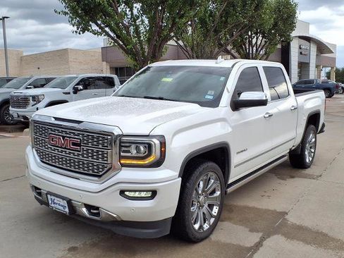 Used 2017 GMC Sierra 1500 Denali w/ Denali Ultimate Package AWD/4WD image 28