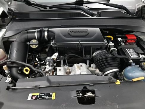 Used 2024 Jeep Compass Latitude AWD/4WD image 22