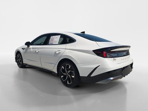 Certified 2025 Hyundai Sonata SEL FWD image 5
