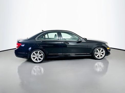 Used 2014 Mercedes-Benz C 300 4MATIC Sedan image 5