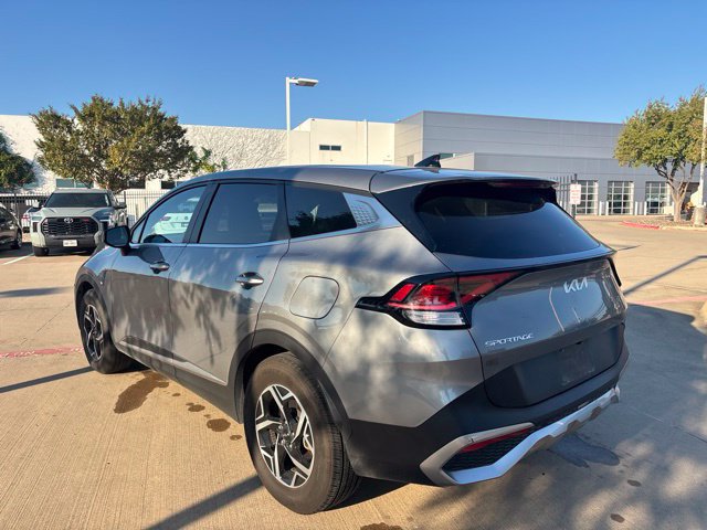 Used 2023 Kia Sportage LX FWD image 7
