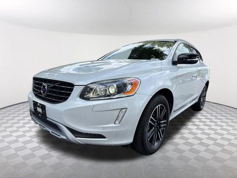 Used 2017 Volvo XC60 T5 Dynamic w/ Preferred Option Package FWD image 1