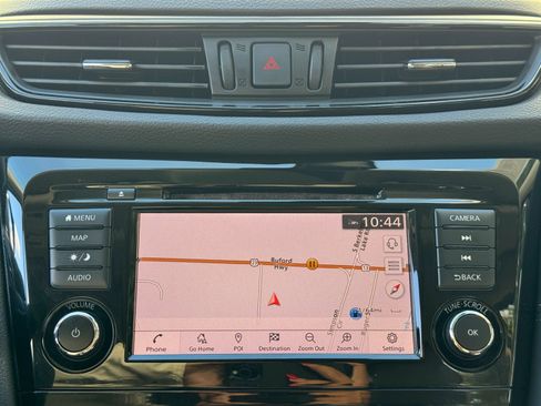 Used 2019 Nissan Rogue SL w/ Premium Package AWD/4WD image 26