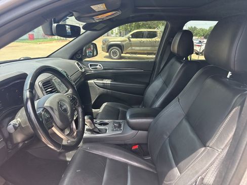 Used 2021 Jeep Grand Cherokee Limited AWD/4WD image 7