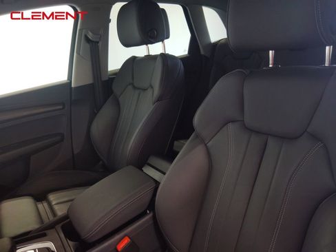 Used 2024 Audi Q5 2.0T Premium w/ Convenience Package image 29