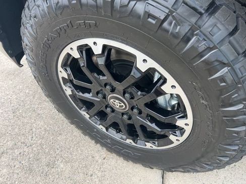 New 2026 Toyota Tundra SR5 AWD/4WD image 12