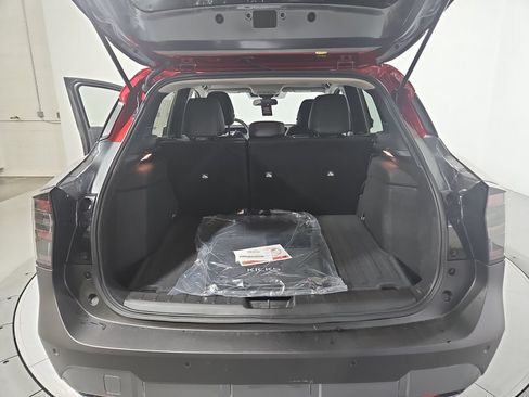 New 2026 Nissan Kicks SR w/ SR Premium Package AWD/4WD image 21