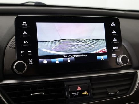 Used 2020 Honda Accord EX image 6
