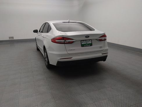 Used 2020 Ford Fusion SEL FWD image 6