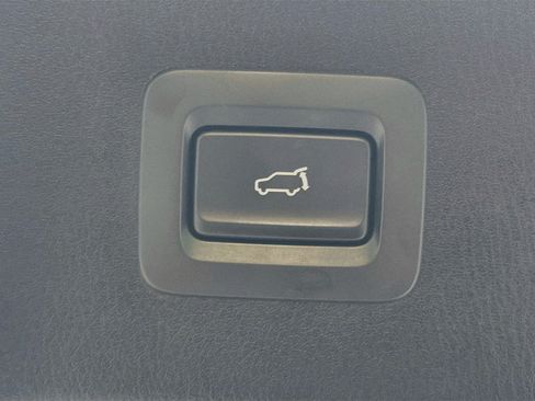 Used 2025 MAZDA CX-5 AWD 2.5 S w/ Preferred Package image 31