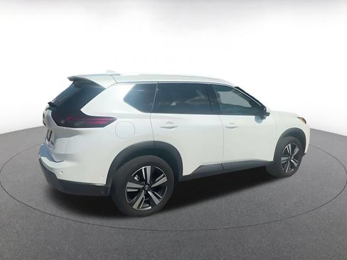 Used 2026 Nissan Rogue SL AWD/4WD image 13