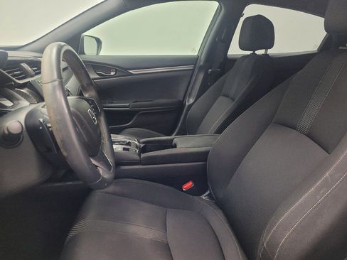 Used 2018 Honda Civic Sport image 17