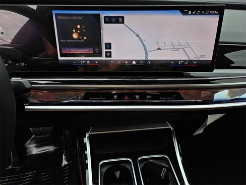 Used 2026 BMW i7 xDrive60 image 15