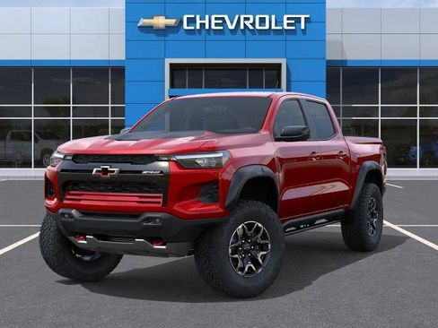 New 2026 Chevrolet Colorado ZR2 w/ Technology Package AWD/4WD image 6